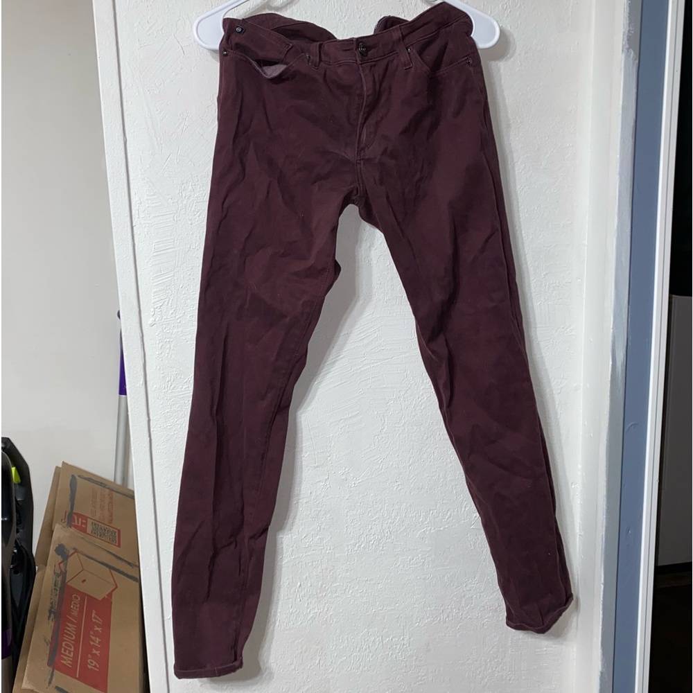 maroon pants